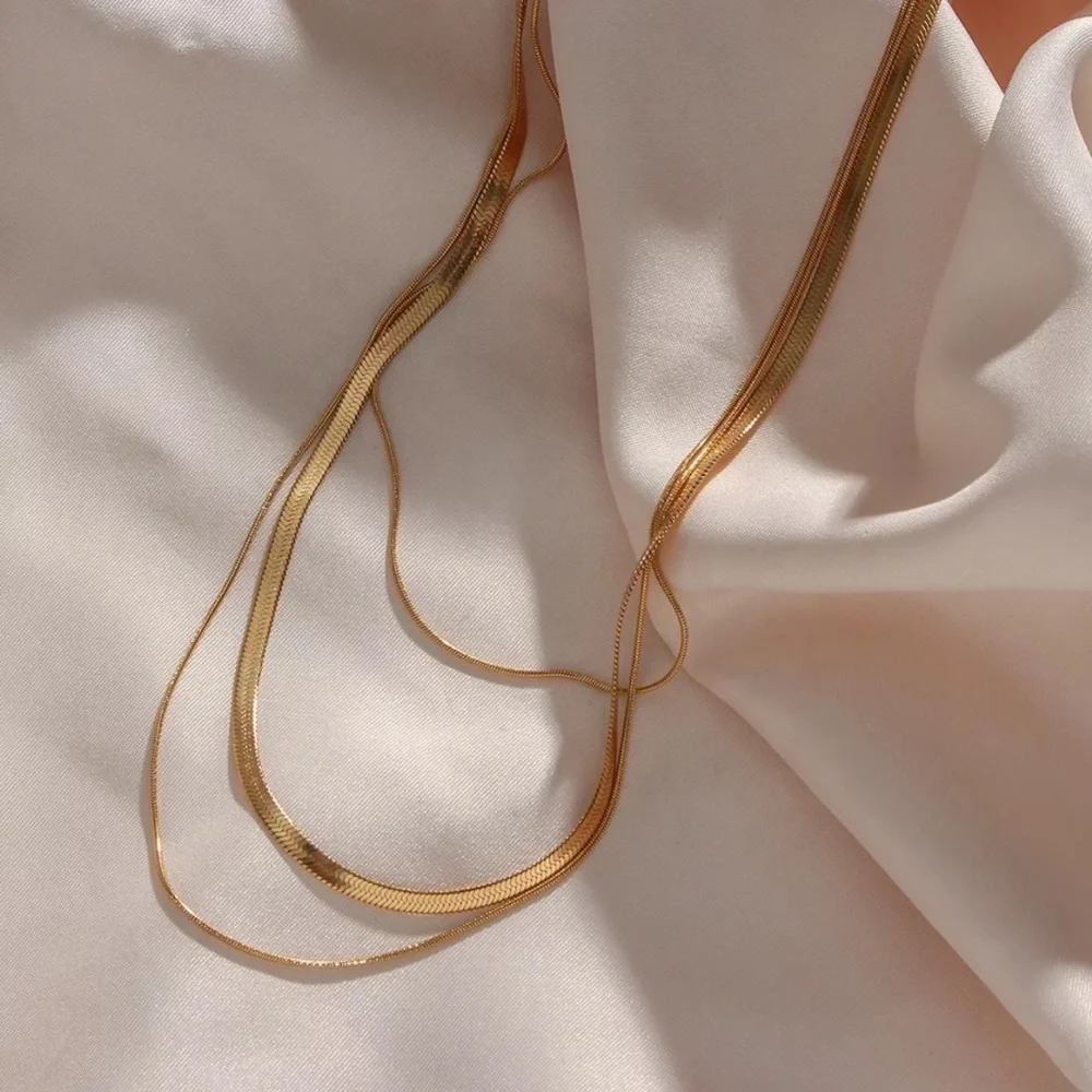 New 18K Gold Three Layers Snake Bone Chain Necklace, nice Necklace,cute Necklace - Picture 2 of 5